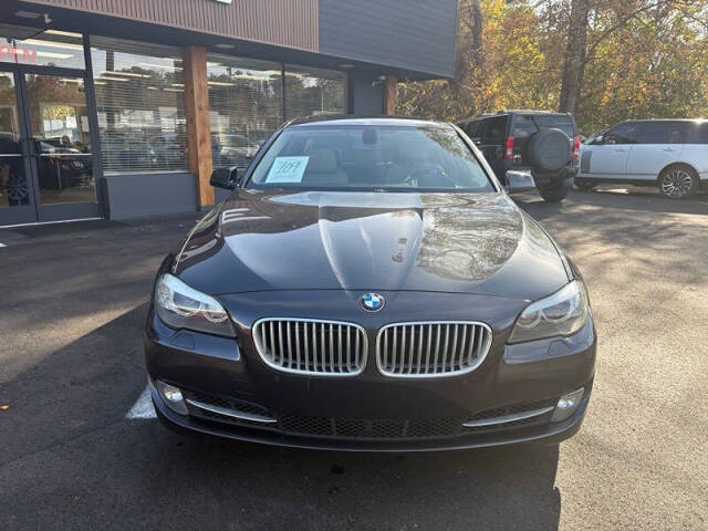 bmw 5 series 2011 WBAFR9C58BC270152 image bmw 5 series 2011 WBAFR9C58BC270152 image